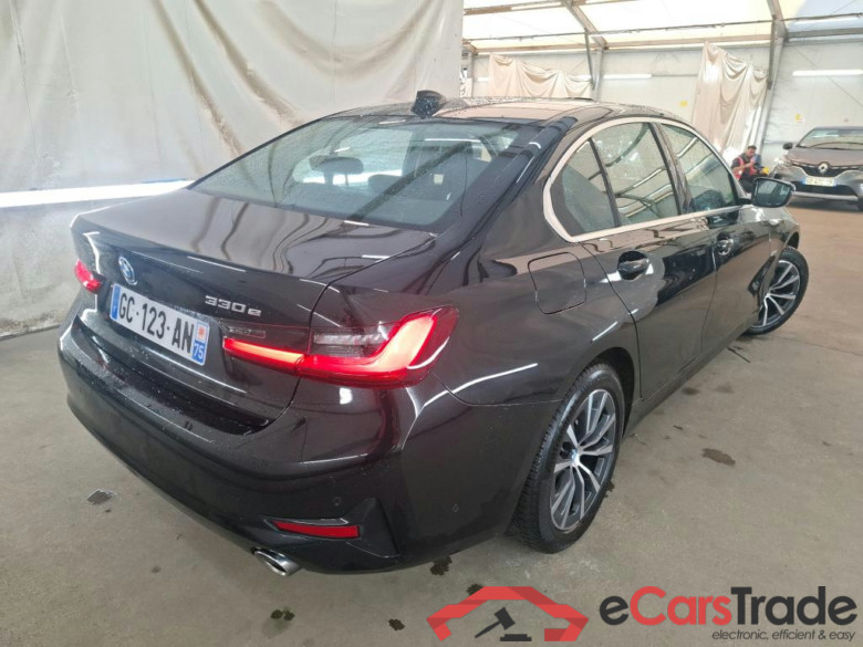 BMW Série 3 Berline / 2018 / 4P / Berline 330e 292ch Business Design BVA8 Hybride #6