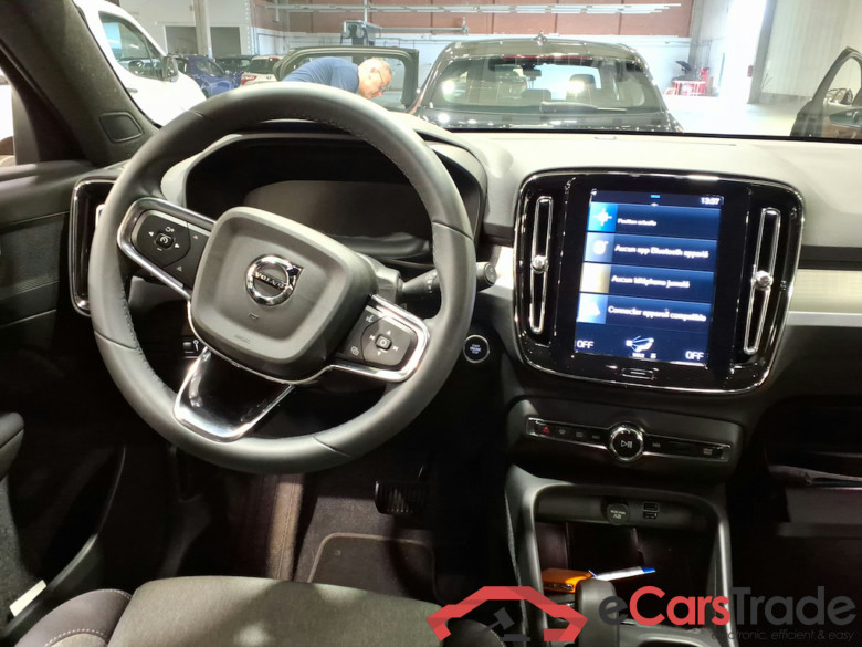 VOLVO XC40 1.5 T2 CORE AUTO #6