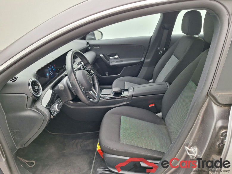Mercedes CLA 180d SB Aut. LED Widescreen Navi KeylessGo Camera Klima PDC ... #5