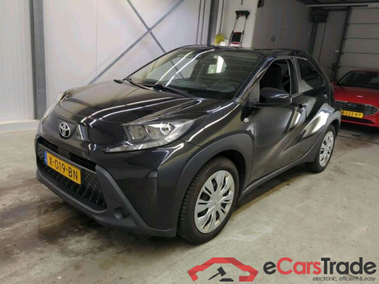 TOYOTA Aygo X 1.0 VVT-i MT Play