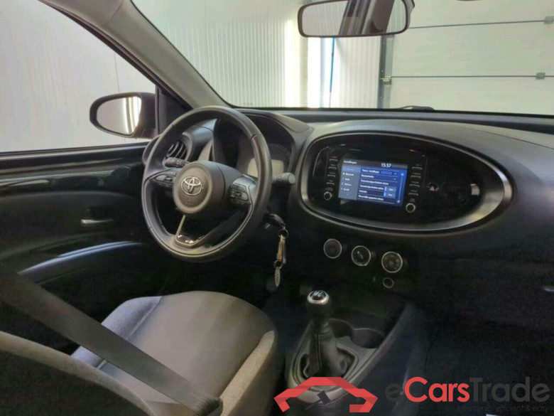 TOYOTA Aygo X 1.0 VVT-i MT Play #3