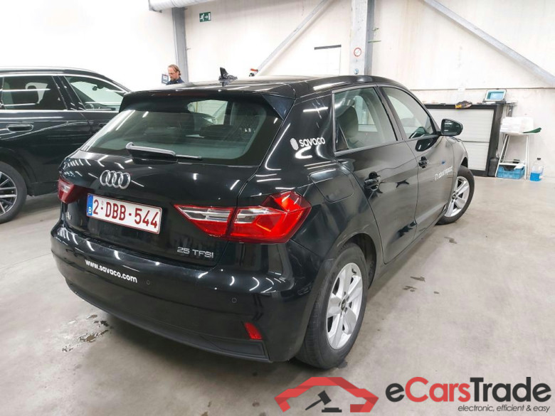 Audi A1 SB 1.0 25 TFSI Virtual Navi Klima PDC ... #2