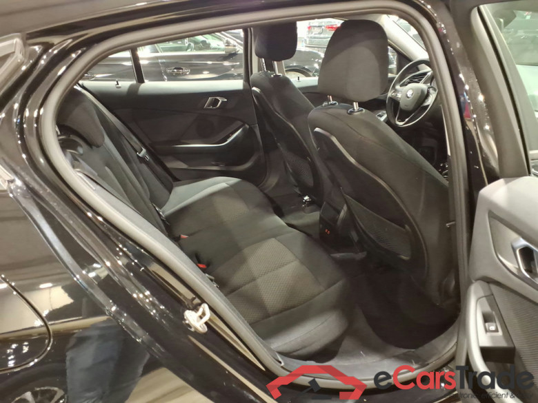 BMW 1 SERIES HATCH 1.5 116IA (80KW) #5