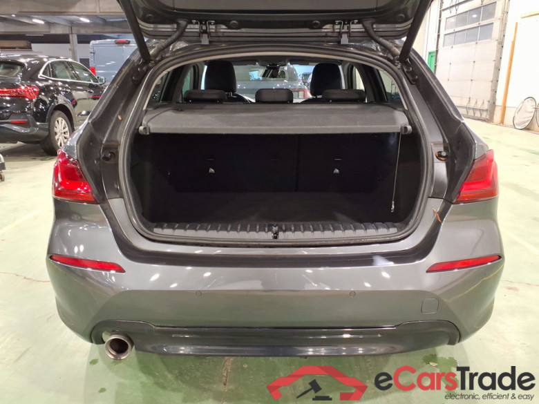 BMW 1 HATCH DIESEL - 2019 116 dA AdBlue #3