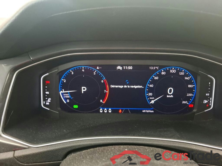 VOLKSWAGEN T-Roc / 2017 / 5P / SUV 1.5 TSI 150 EVO CARAT DSG7 #6