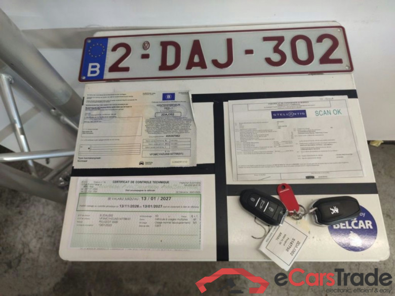 Peugeot 5008 1.5 BlueHDi 96kW S&S EAT8 GT Pack 5d #4