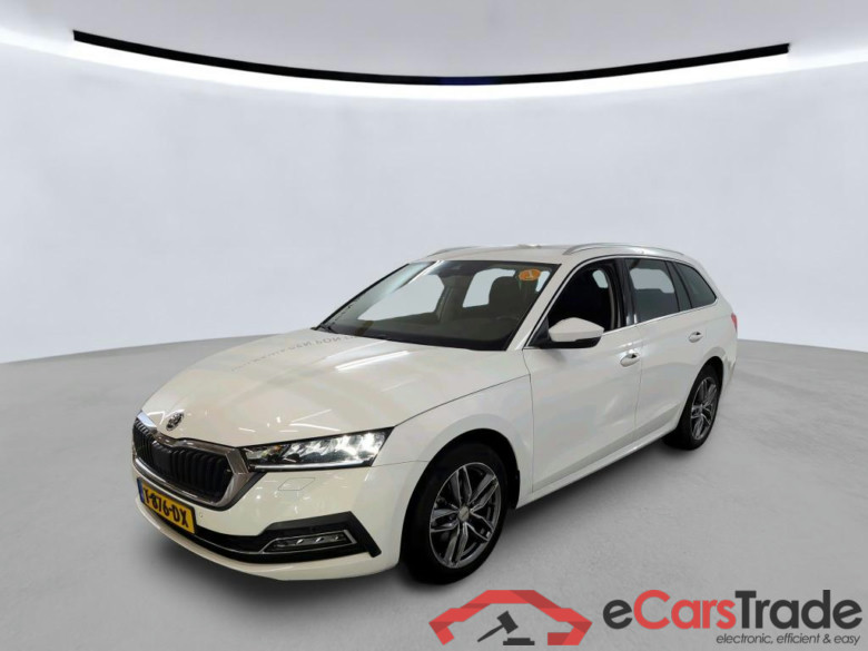 SKODA Octavia Combi 81 kW #1