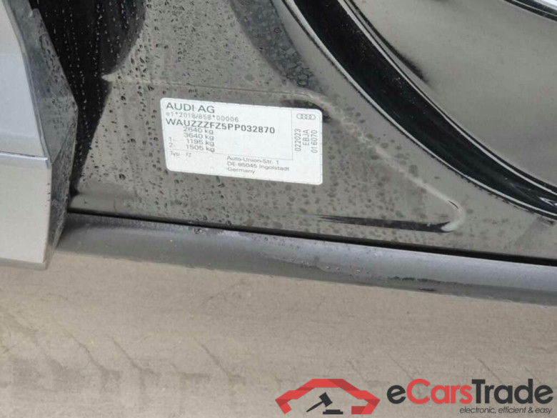 AUDI Q4 e-tron 40 L ed. Adv. 77 kWh #4