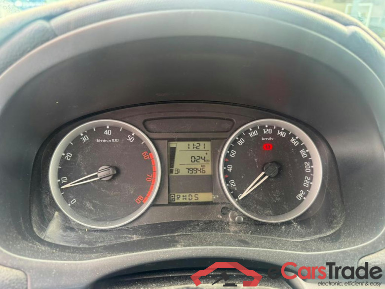 SKODA Roomster 1.6i Ambiente Tiptronic #6