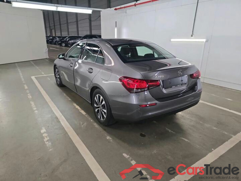 Mercedes A-Klasse Limousine A-Klasse Limousine A 180 Business Solution 100kW/136pk  4D/P Auto-7 #3