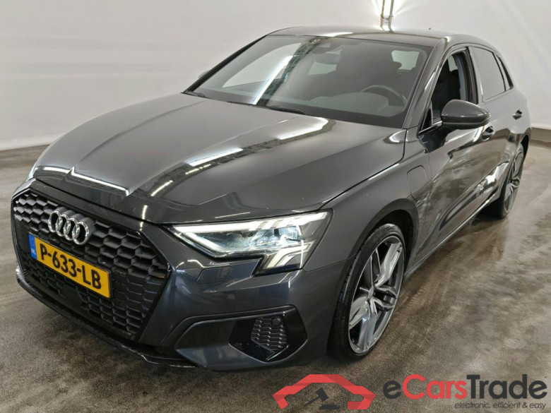 Audi A3 Sportback 40 TFSI e S tronic Advanced edition 5d + Bang & Olufsen #1