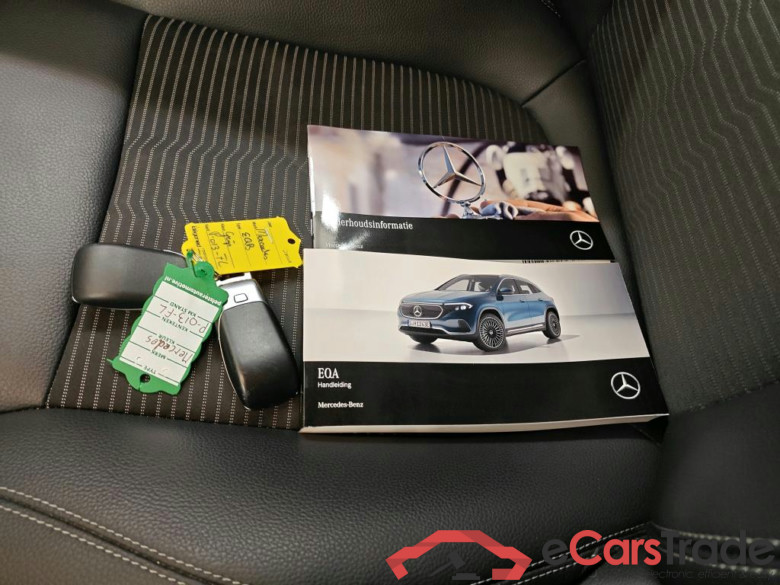 Mercedes-Benz EQA 250 Business Solution Luxury auto 5d #4