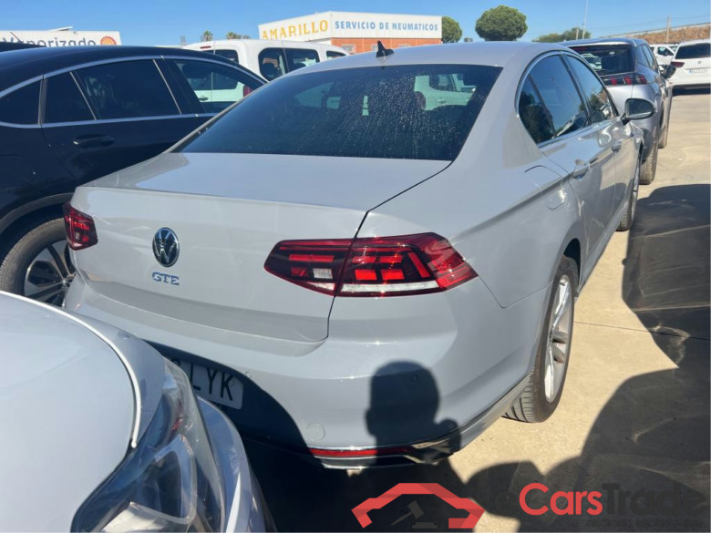 VOLKSWAGEN Passat / 2019 / 4P / sedán GTE 1.4 TSI e-Power 115kW + 85kW DSG #2