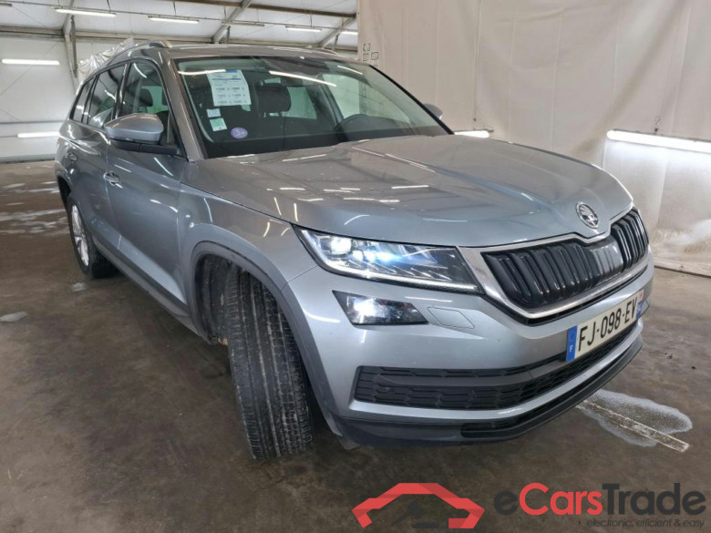 SKODA Kodiaq / 2016 / 5P / SUV 1.5 TSI 150 ACT DSG7 7 Pl. BUSINESS #4