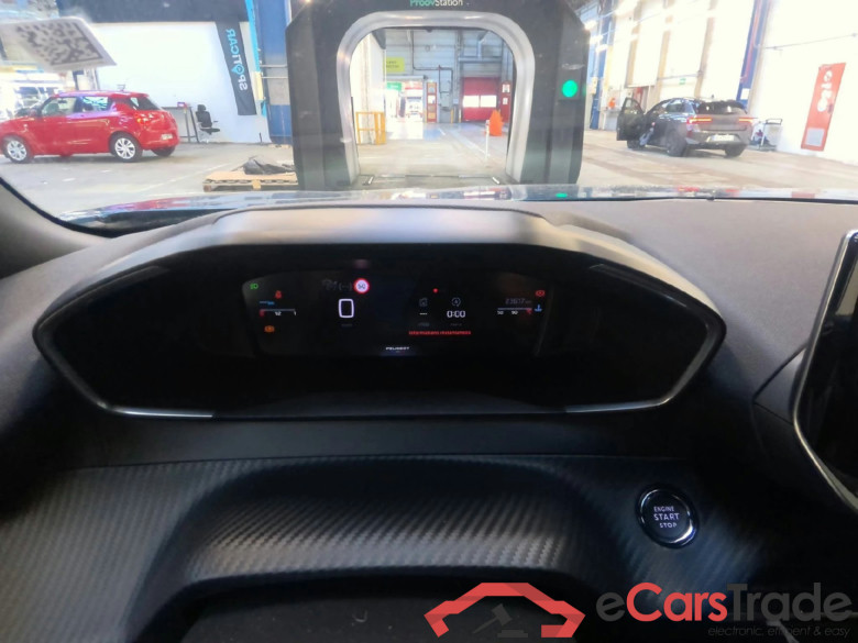 Peugeot 2008 Allure 1.2 S&S 100 BVM6 #6