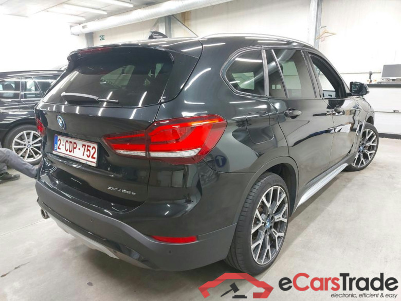 BMW - BMW X1 xDrive25e 220PK Xline Business Edition & Pack Business Plus With Heated Dakota Seats & Driving Assistant Plus & Comfort Access & Travel Pack & Harman Kardon & Park Assist & Camera * HYBRID * #2