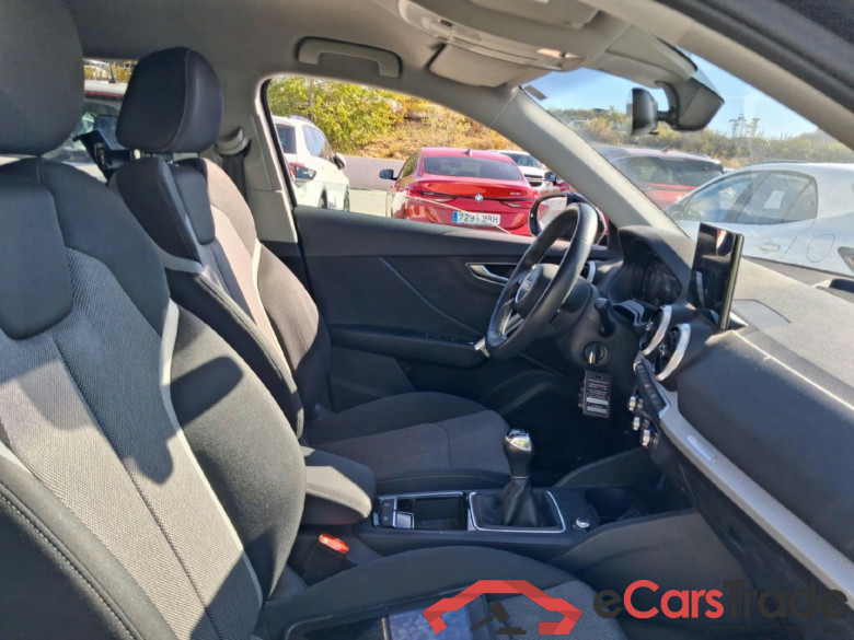 AUDI Q2 / 2020 / 5P / todoterreno Black Line 30 TDI 85kW (116CV) #6
