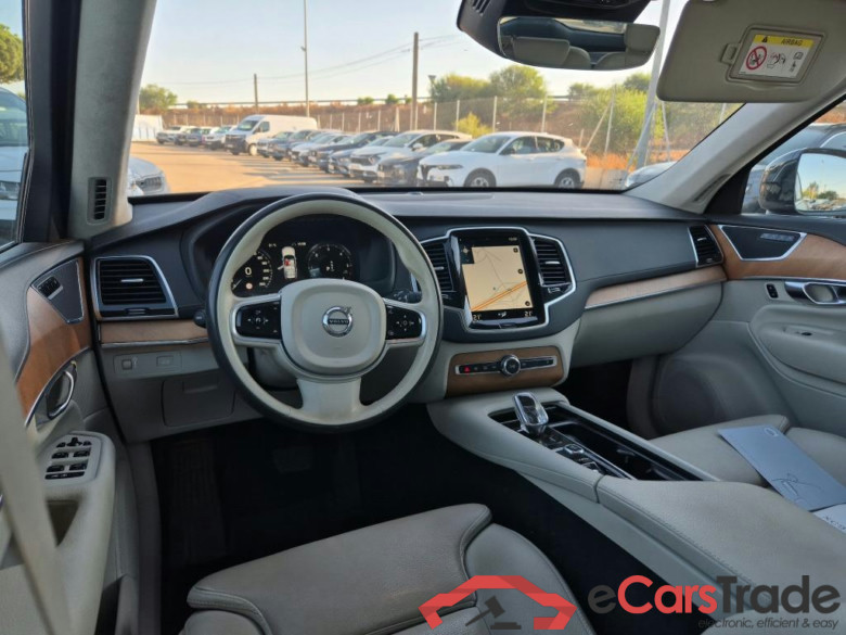VOLVO XC90 / 2019 / 5P / todoterreno 2.0 B5 D AWD Inscription Auto #3