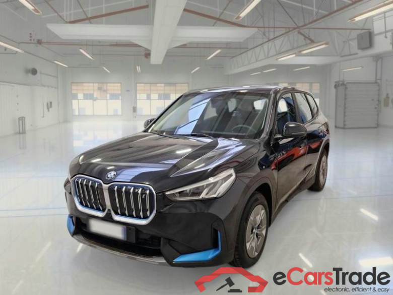 BMW IX1 / 2022 / 5P / SUV 30 XDRIVE #1