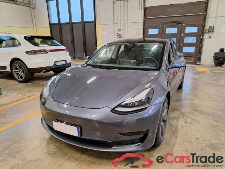 TESLA MODEL 3 / 2018 / 4P / BERLINA 50 KWH STANDARD PLUS RWD