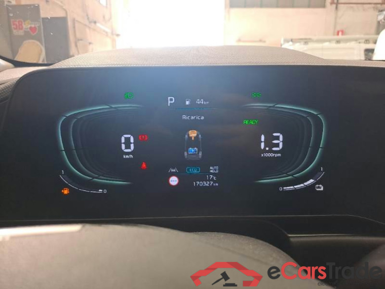 KIA NIRO / 2022 / 5P / BERLINA 1.6 HEV GDI BUSINESS DCT #4