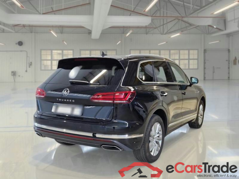 VOLKSWAGEN TOUAREG / 2018 / 5P / SUV 3.0 V6 TDI SCR 170KW ATMOSPHERE #2