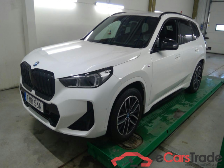 iX1 67kWh xDrive30 #1