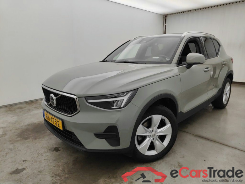 Volvo XC40 B3 Core DCT 5d #1