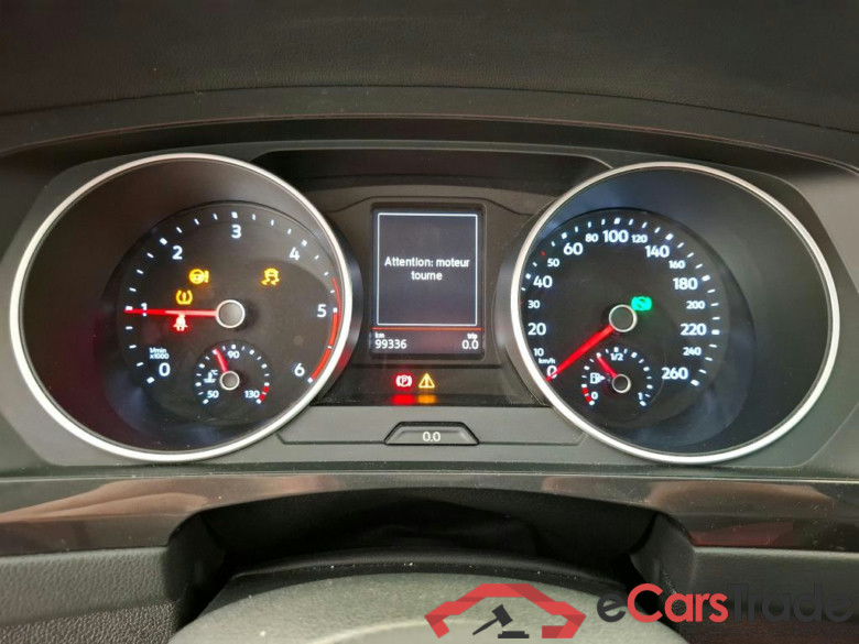 VOLKSWAGEN Tiguan / 2020 / 5P / SUV 2.0 TDI 150 DSG7 Life Business #6