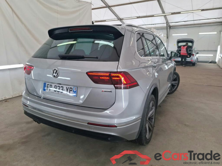 VOLKSWAGEN Tiguan / 2016 / 5P / SUV 2.0 TDI 150 DSG7 Carat Exclusive 4Motion #3