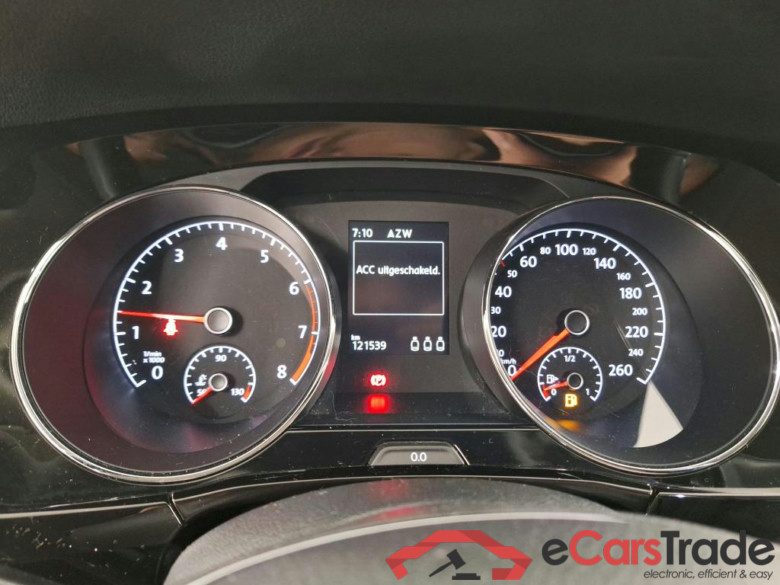 VOLKSWAGEN TOURAN 1.5 TSI HIGHLINE #1