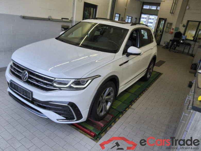Volkswagen Tiguan (nicht gemeldeter Unfallschaden s. Bilder und KV) DE - SUV5 1.5 TSI BMT/Start-Stopp EU6d, R-Line OPF, (Facelift) 2020 - 2023 #1