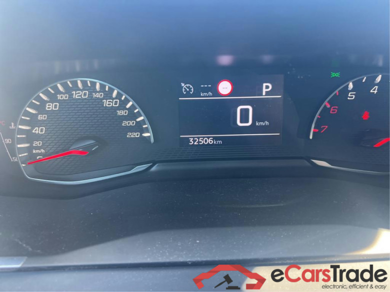 PEUGEOT 2008 / 2019 / 5P / todoterreno Allure Puretech 130 S&S EAT8 #5