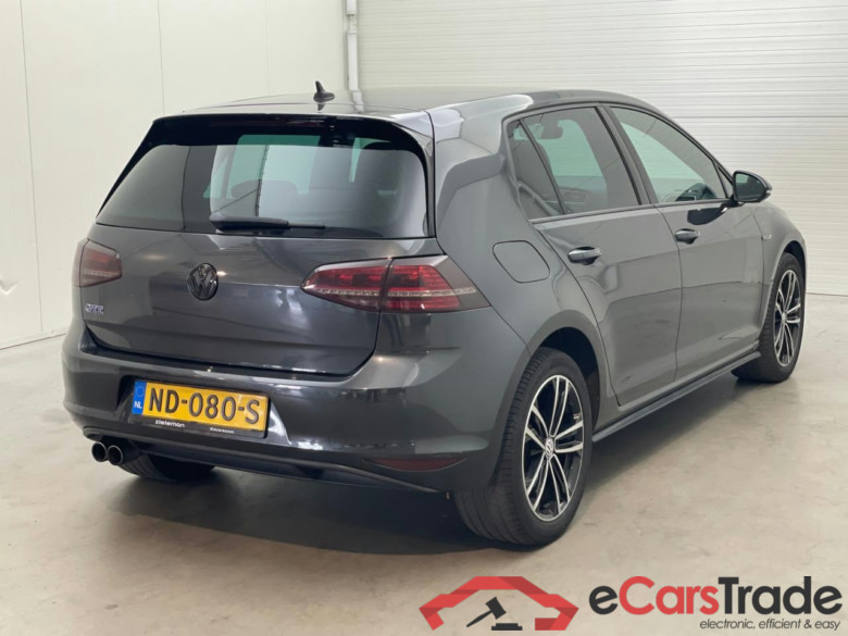 VOLKSWAGEN GOLF 1.4 TSI GTE Connected Series #4