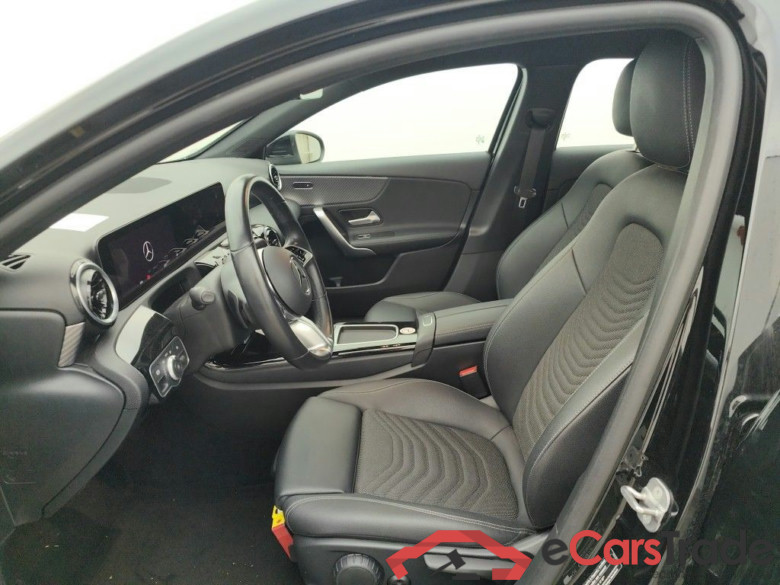 Mercedes-Benz Classe A A 180 Business Line 5d #3