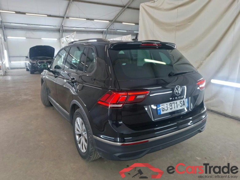 VOLKSWAGEN Tiguan Allspace / 2021 / 5P / SUV 1.5 TSI 150 DSG7 LIFE BUSINESS #2